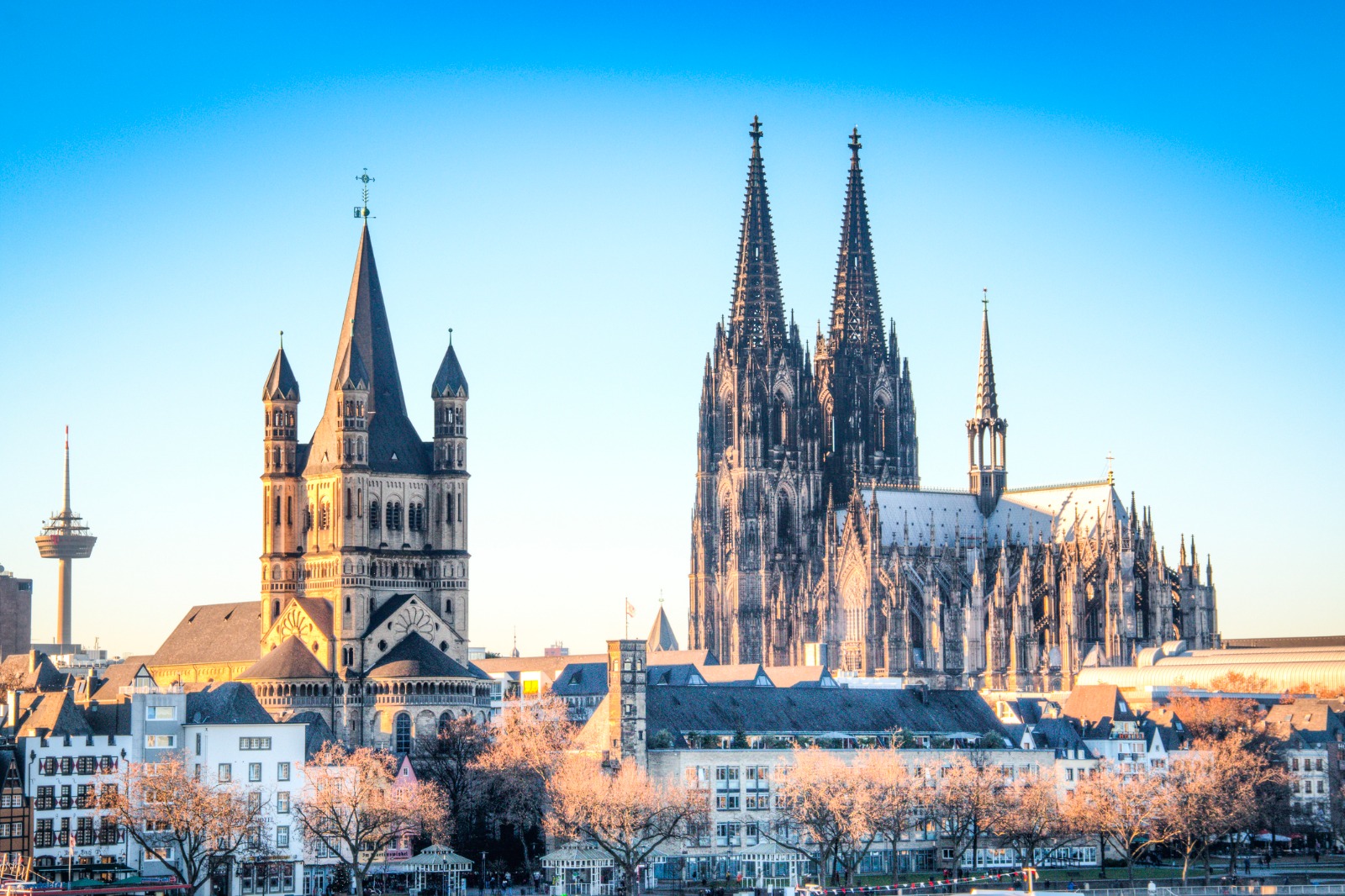 Cologne Cathedral and riverside buildings beside the Rhine – removals from the UK to Cologne