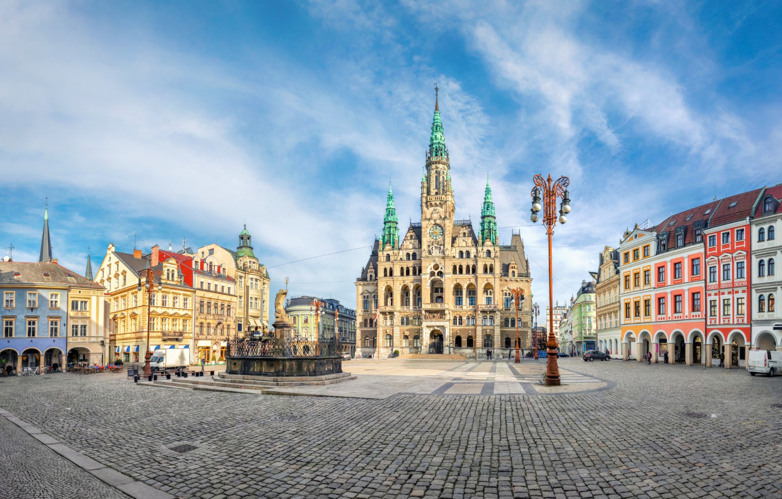 Liberec Town Hall and the surrounding square – removals from the UK to Liberec