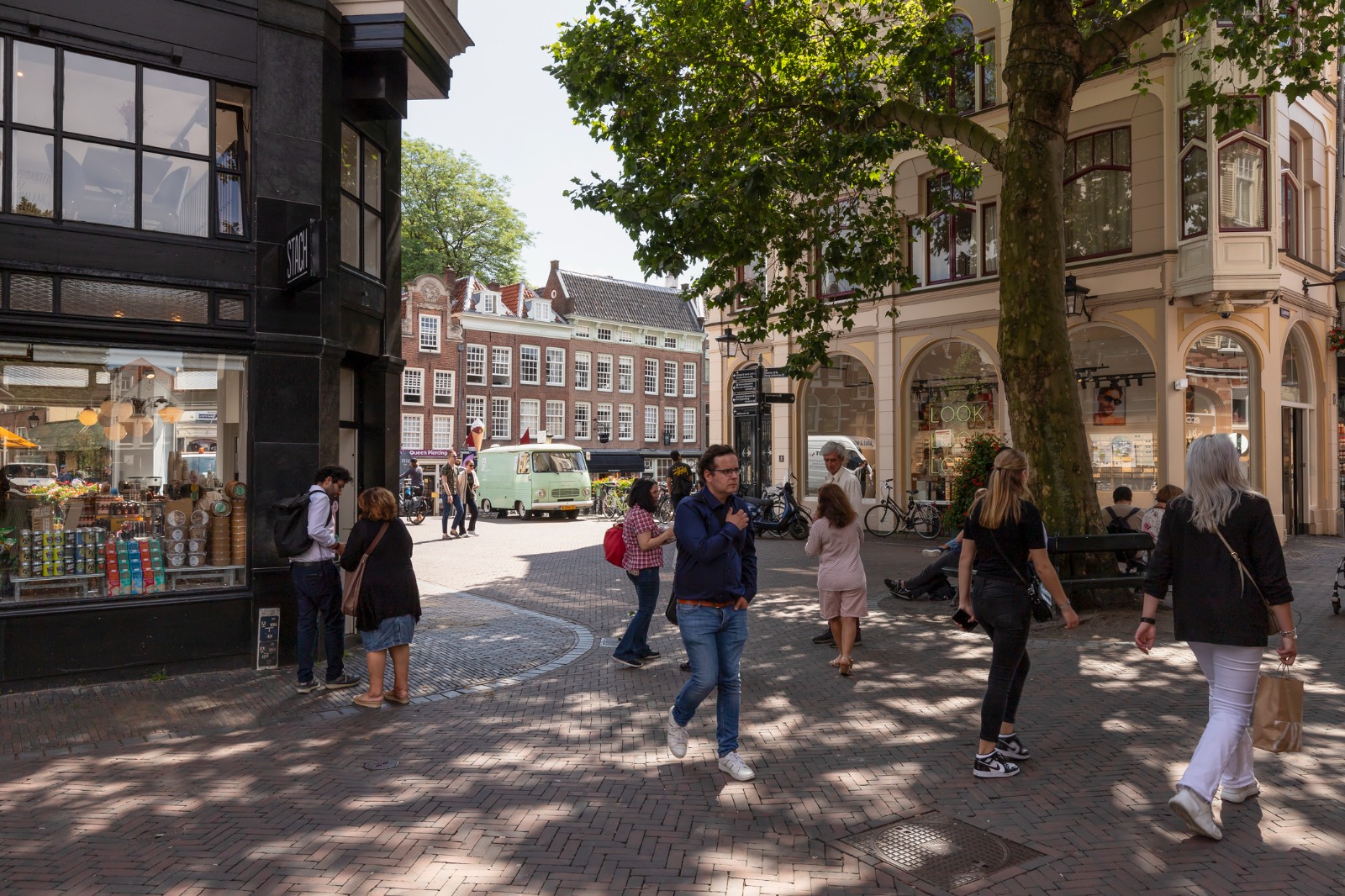 Pedestrians on a shopping street in Utrecht – moving from the UK to Utrecht