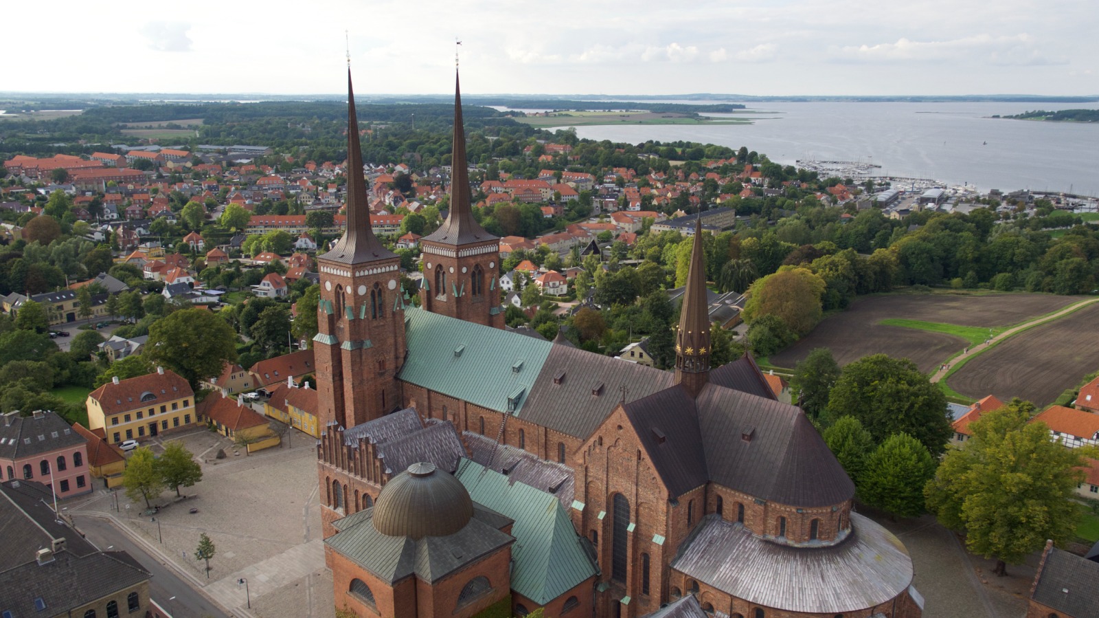 Roskilde Cathedral and the surrounding town with water in the distance – part-load removals to Roskilde