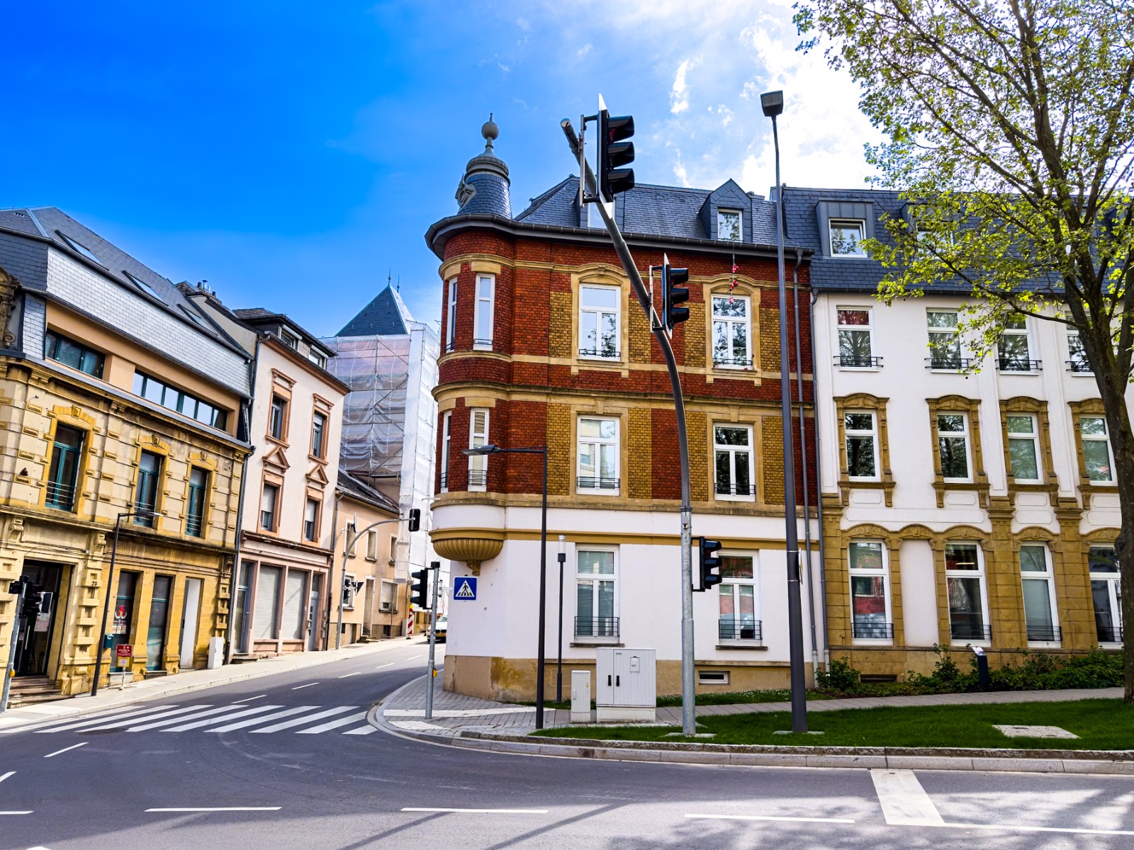 Ornate corner building on a street in Luxembourg – shared-load removals to Luxembourg