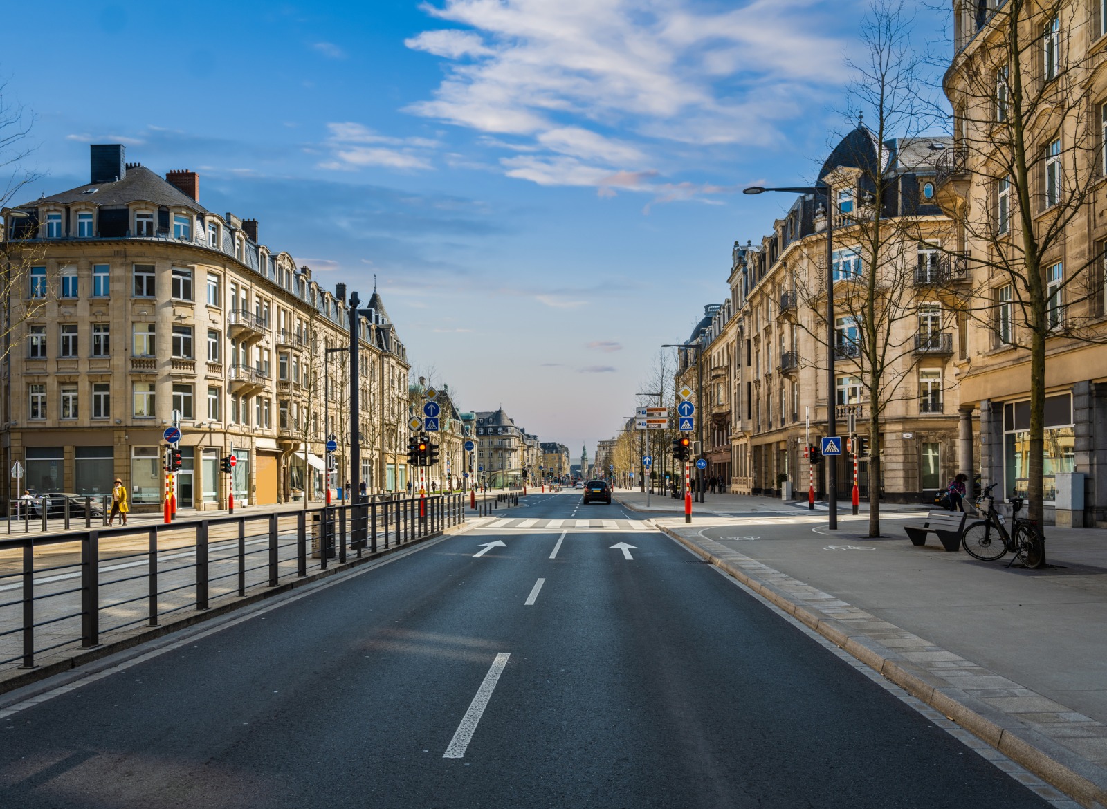 Broad avenue and historic buildings in Luxembourg City – shared-load removals to Luxembourg